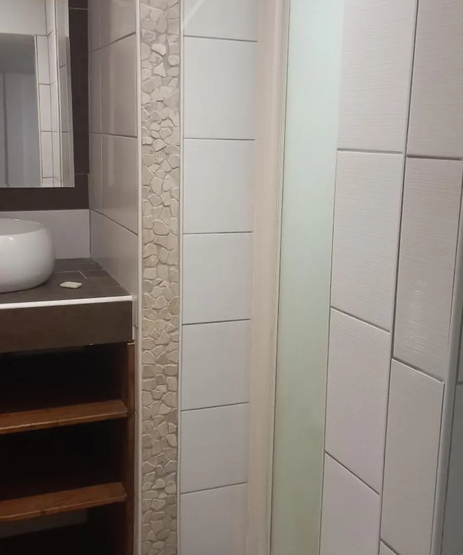 Maison Au Calme Avec Jardin Et Grande Terrasse Breszt 0*,