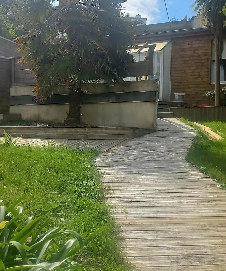Maison Au Calme Avec Jardin Et Grande Terrasse Breszt